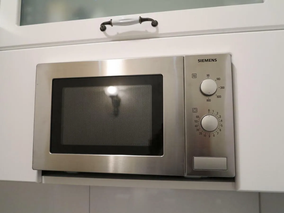 Small Luxury Kapitol Apartment Vienna