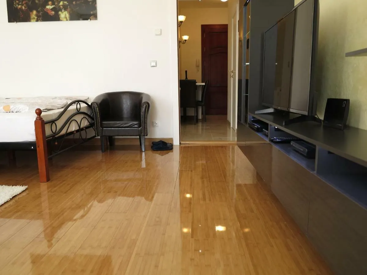 Small Luxury Kapitol Apartment Vienna 0*,  Austria